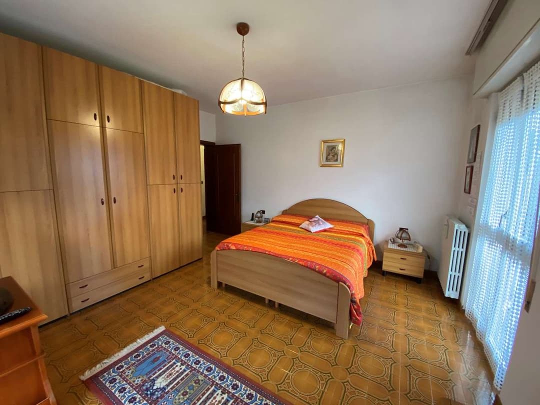 Casa indipendente con due appartamenmti gallery 30