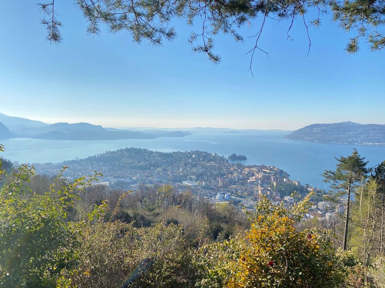 Villa con vista mozzafiato lago maggiore e isole