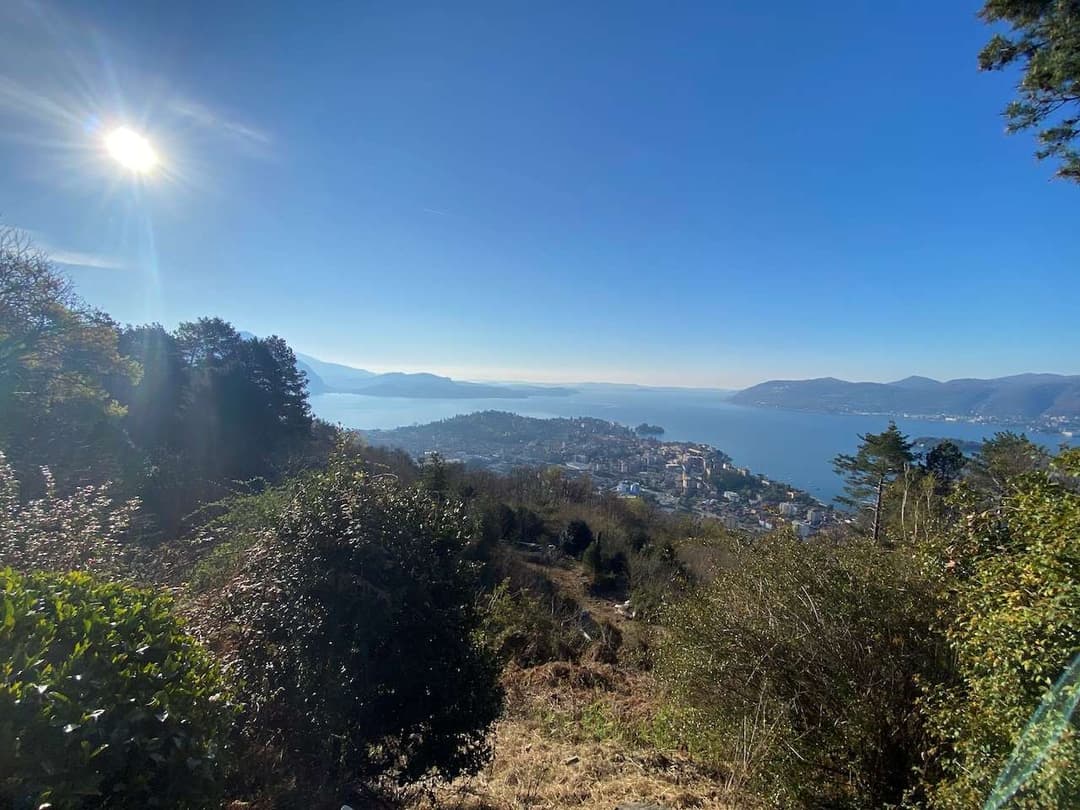 Villa con vista mozzafiato lago maggiore e isole gallery 6