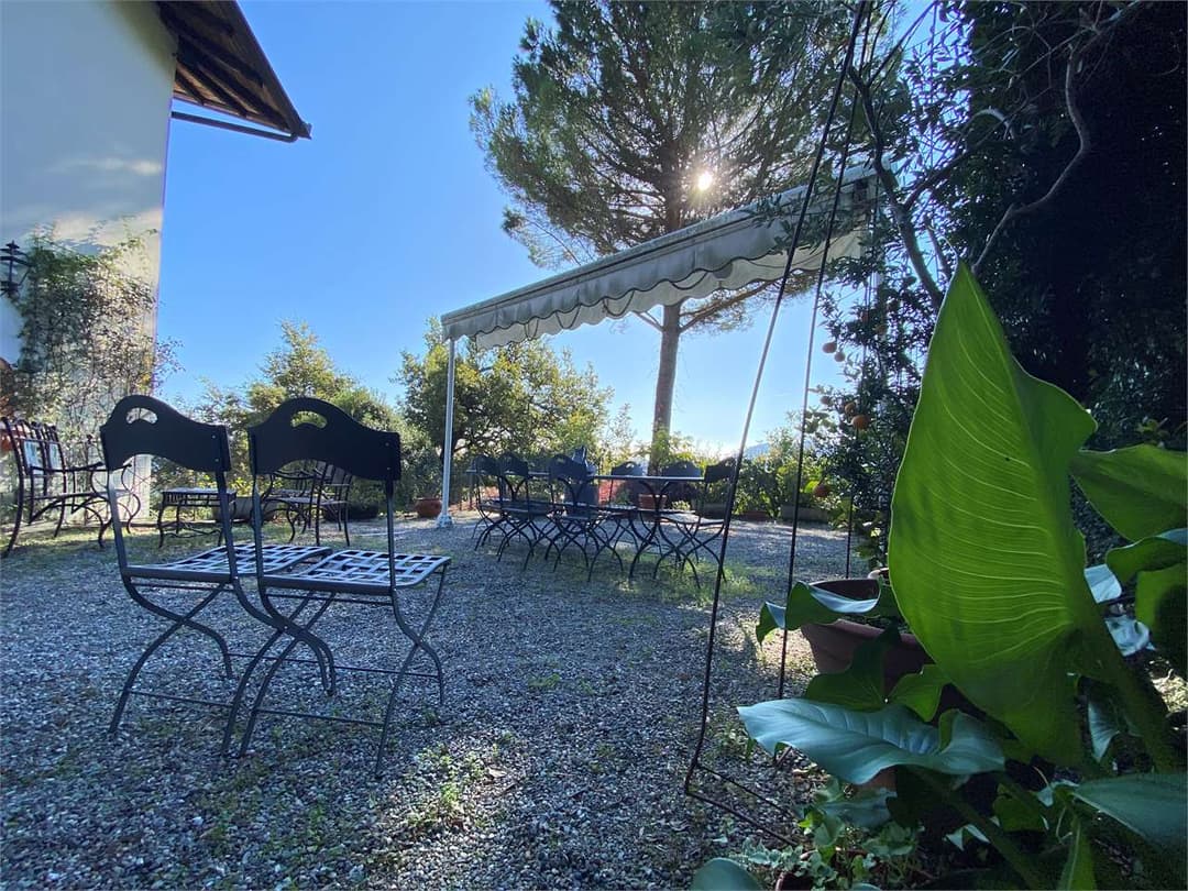 Villa di prestigio con vista panoramica del lago gallery 75