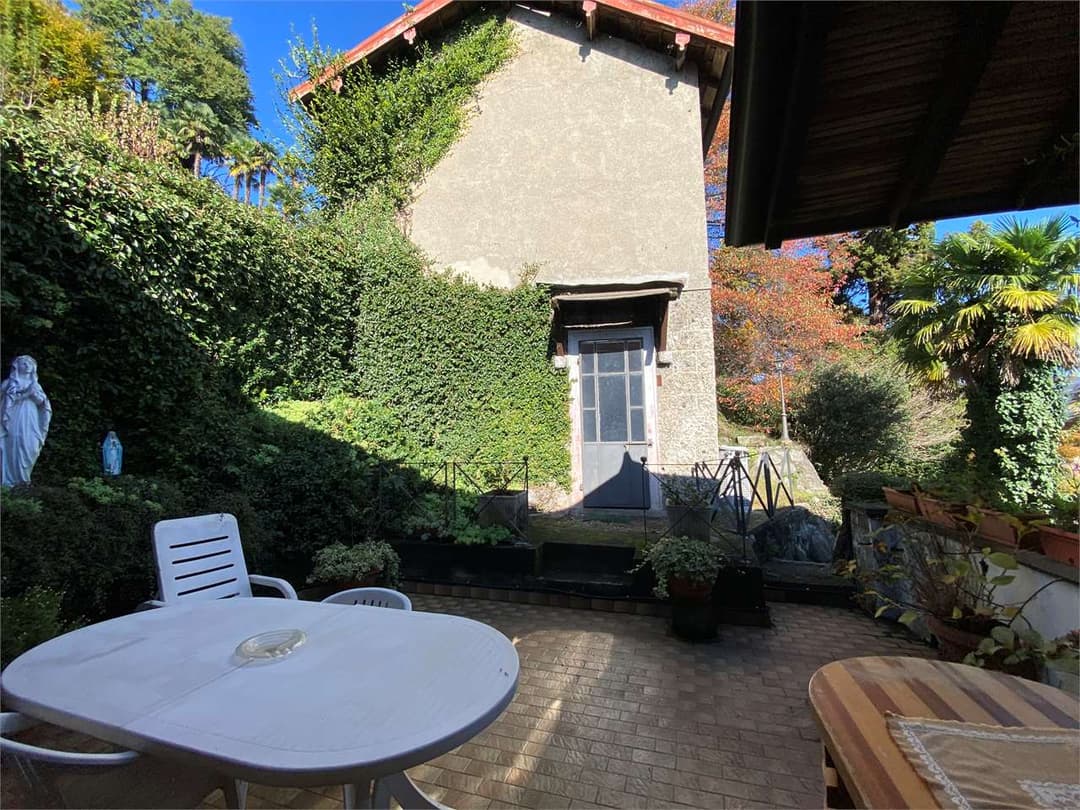 Villa di prestigio con vista panoramica del lago gallery 66