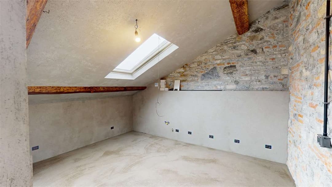 Attico in palazzo storico a COMO gallery 12