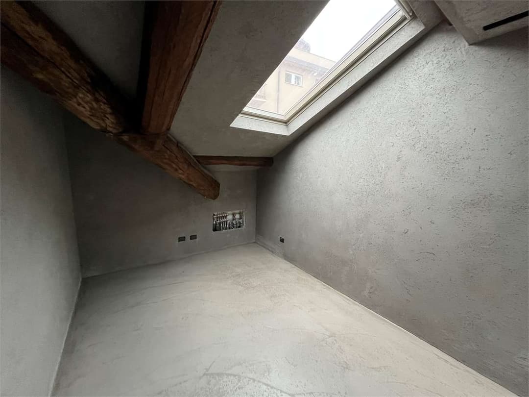 Attico in palazzo storico a COMO gallery 26