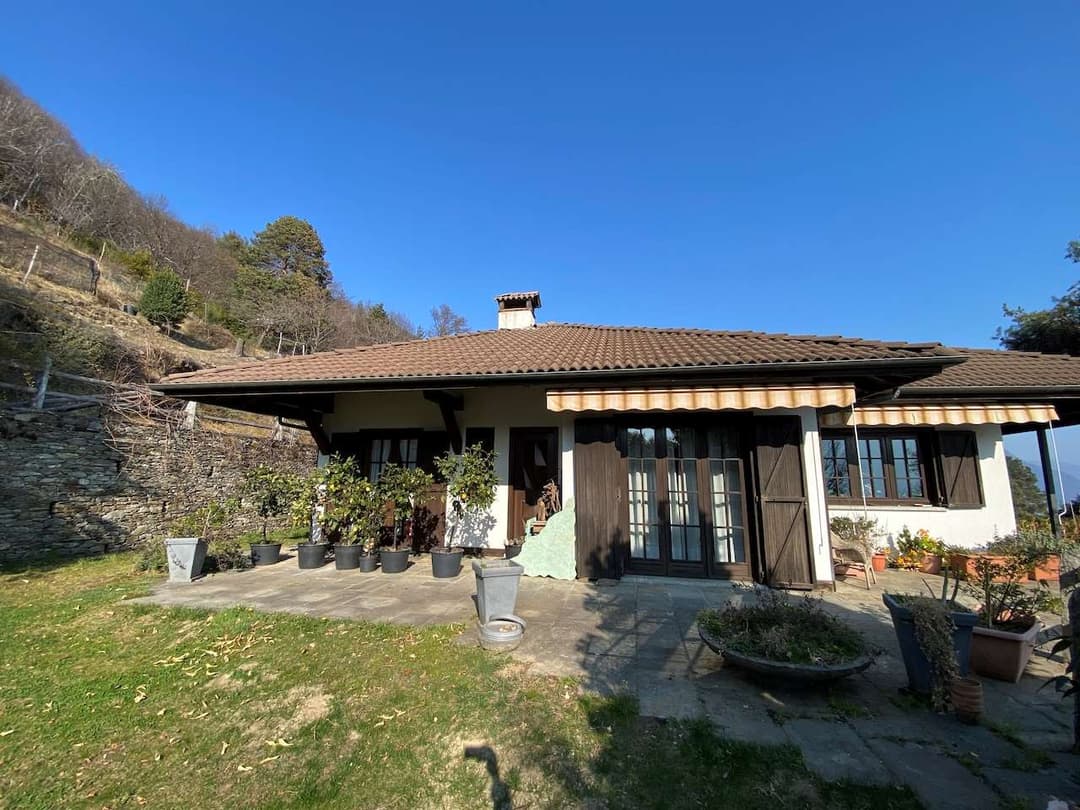 Villa con vista mozzafiato lago maggiore e isole gallery 39