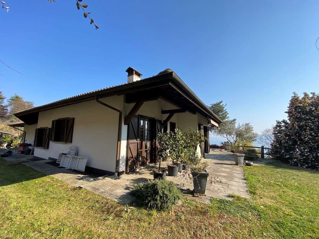 Villa con vista mozzafiato lago maggiore e isole gallery 44