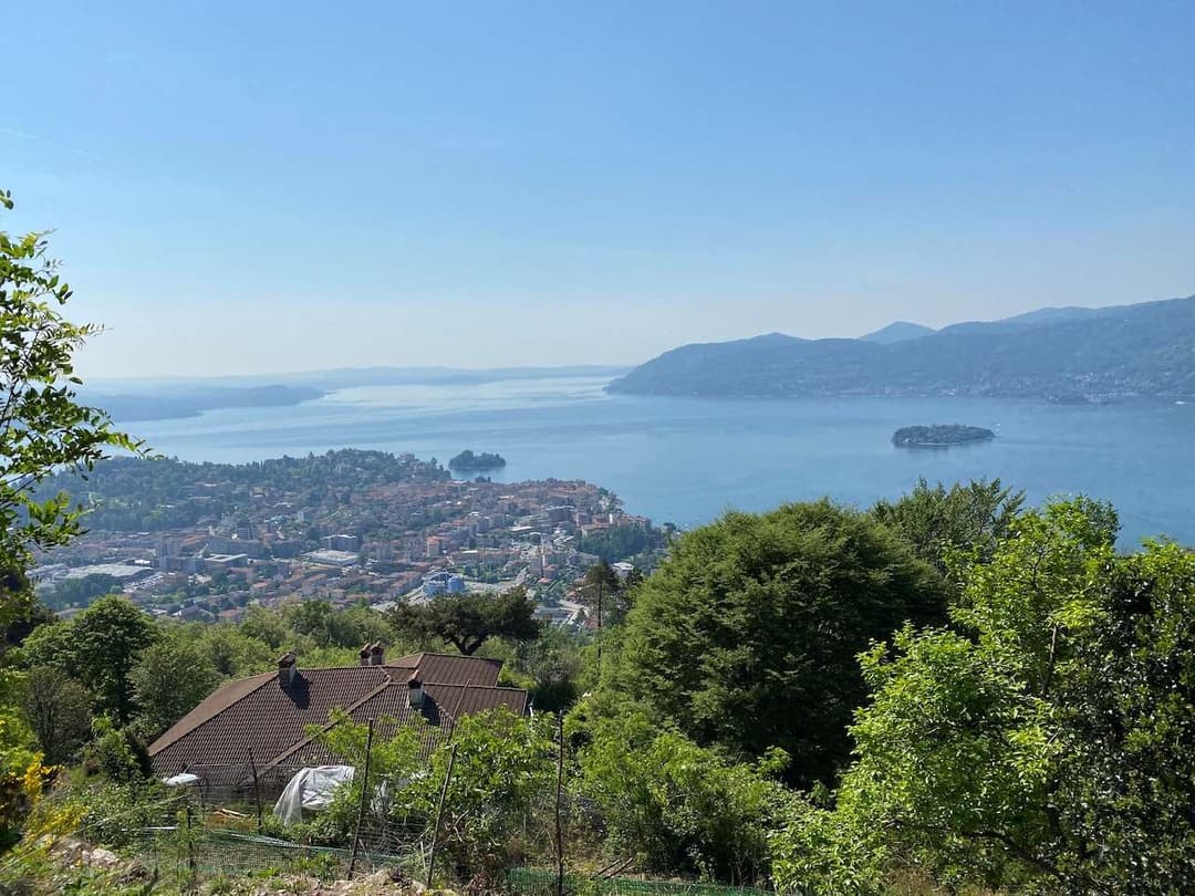 Villa con vista mozzafiato lago maggiore e isole gallery 16