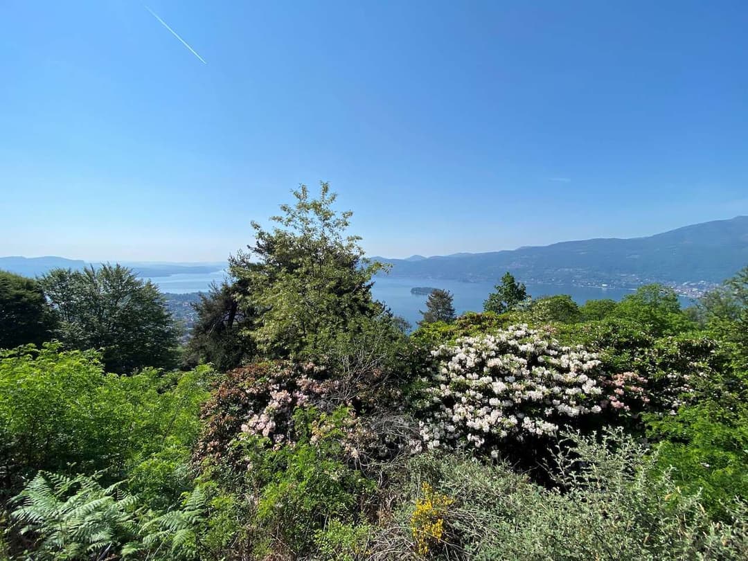 Villa con vista mozzafiato lago maggiore e isole gallery 17
