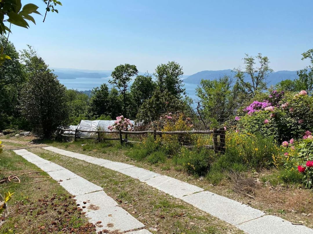 Villa con vista mozzafiato lago maggiore e isole gallery 28