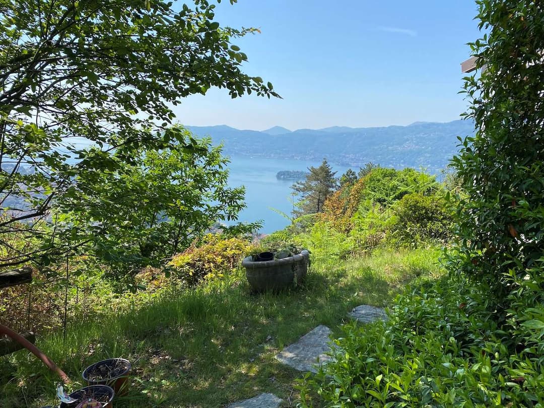 Villa con vista mozzafiato lago maggiore e isole gallery 19