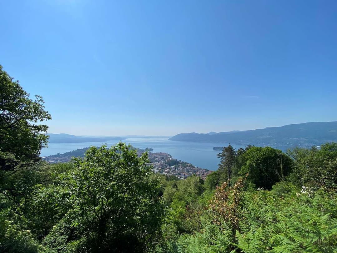 Villa con vista mozzafiato lago maggiore e isole gallery 22