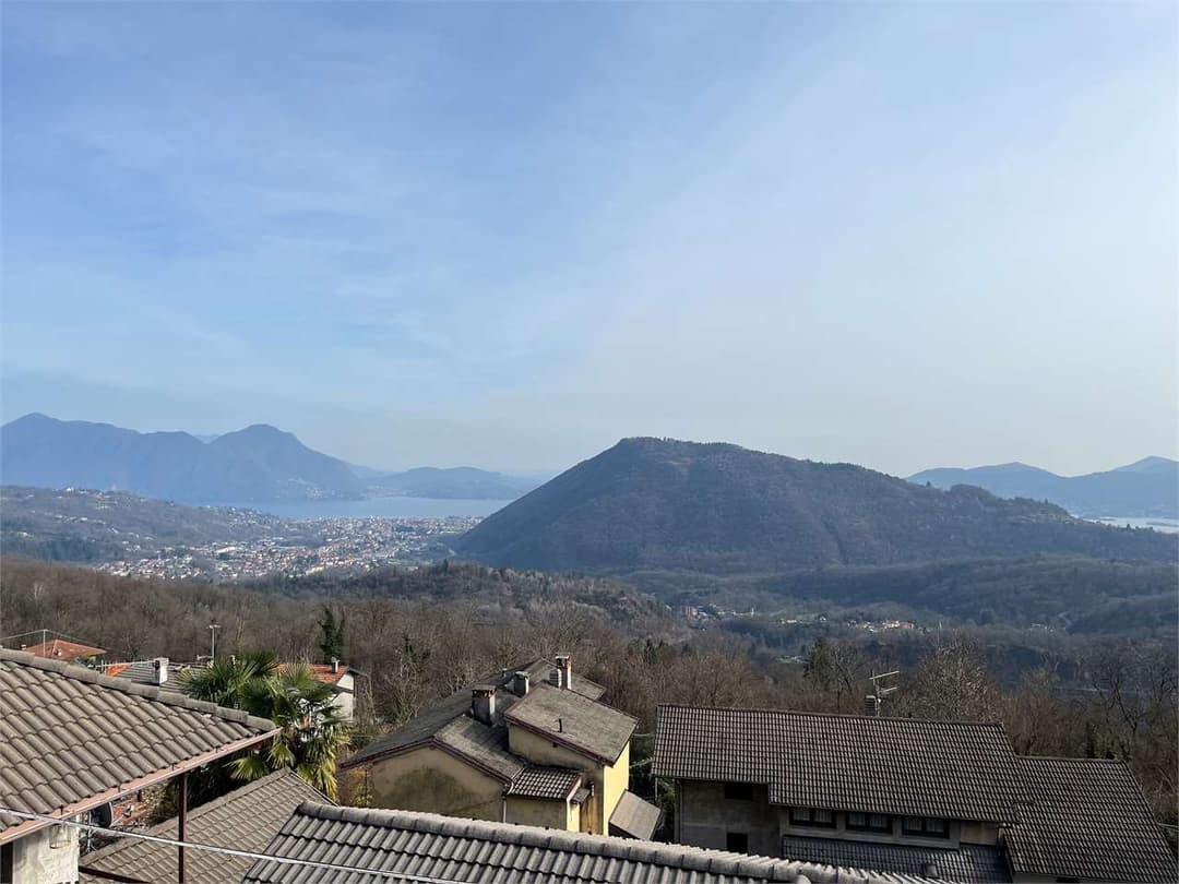 Casa indipendente a ungiasca vista lago gallery 1