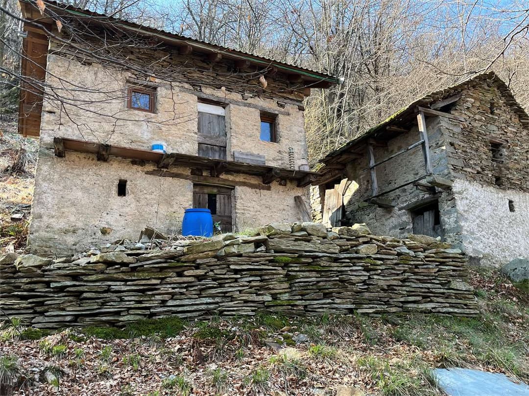 Due baite caratteristiche a socraggio gallery 5