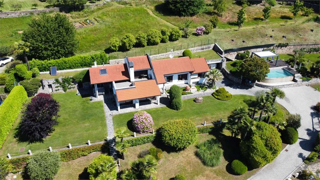 Villa con piscina e splendido parco gallery 2