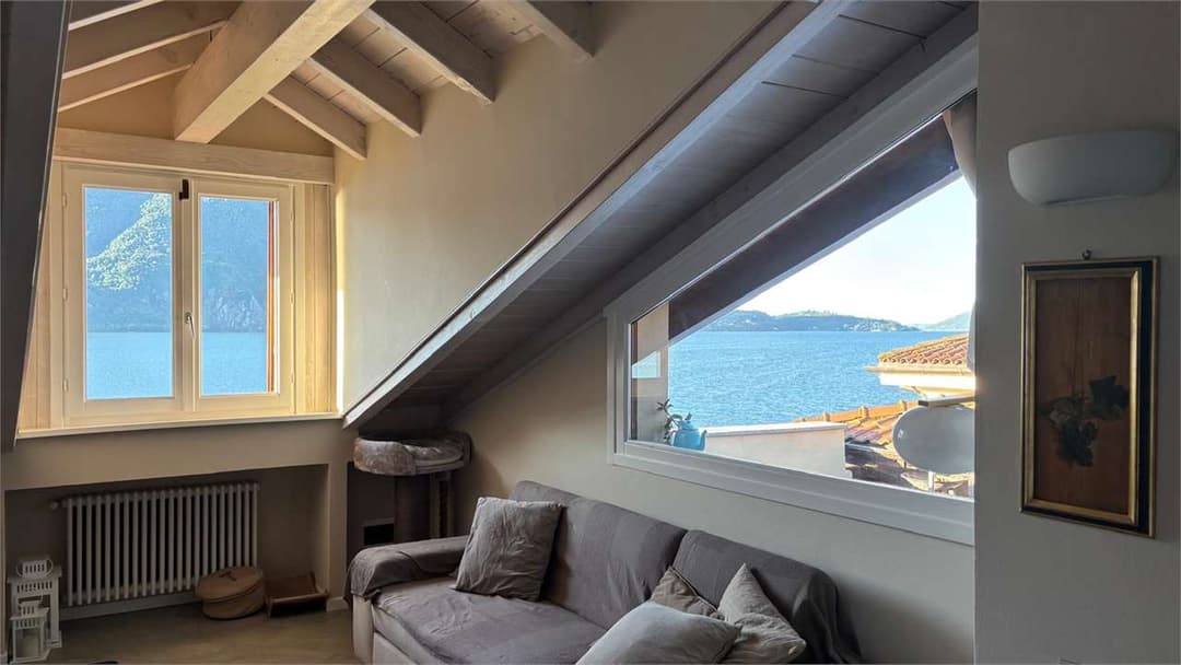Attico panoramico con terrazzo e vista lago maggiore gallery 25