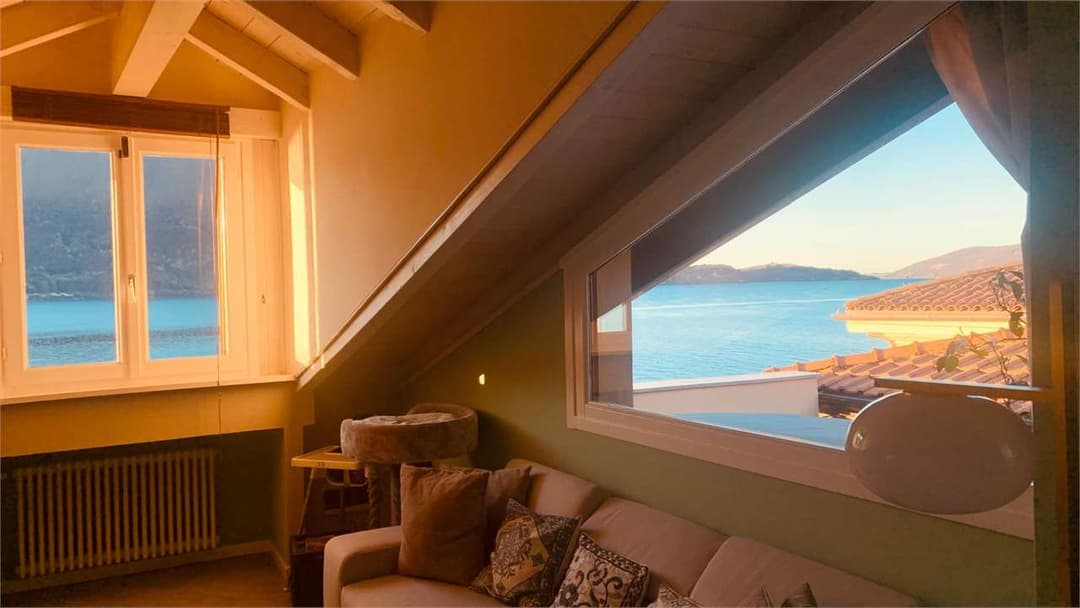 Attico panoramico con terrazzo e vista lago maggiore gallery 27