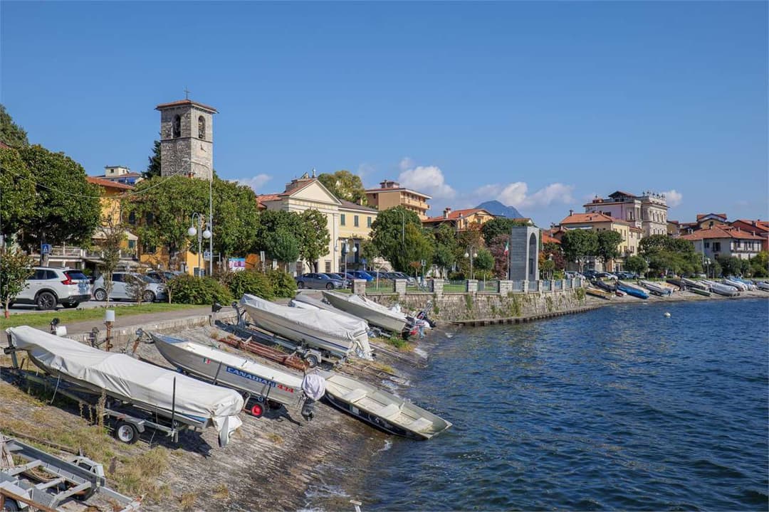 VERBANIA suna – fronte lago | una vera rarita’, un'autentica emozione sul lago maggiore gallery 9